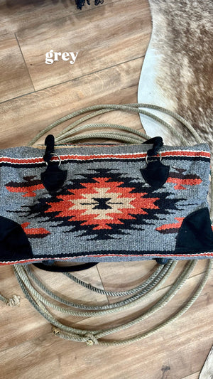 The Aztec Duffle (+colors)