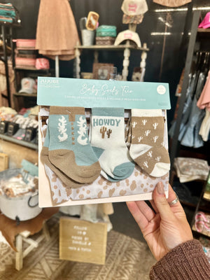 Baby Socks + Wash Bag